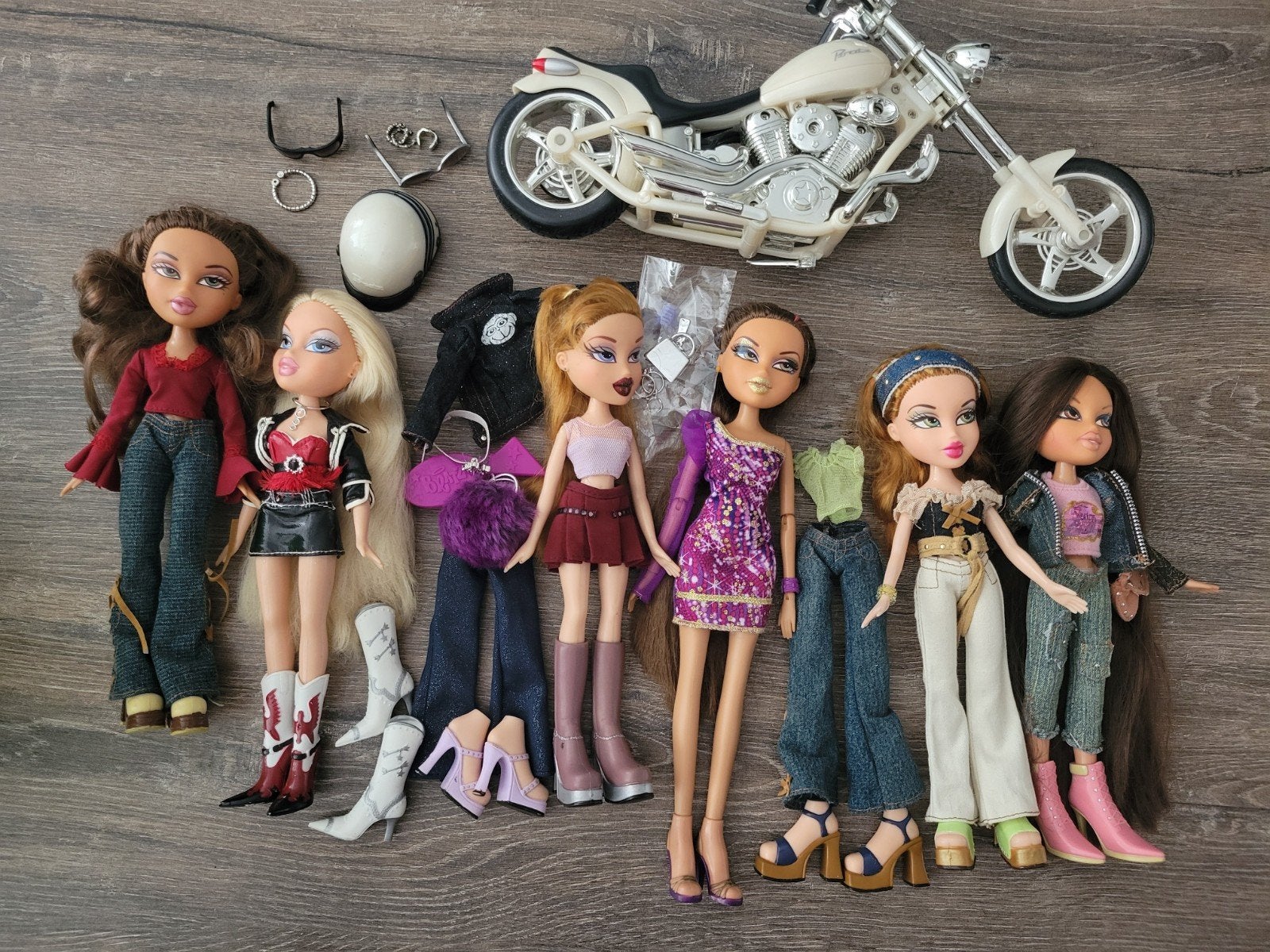 Grote Bratz Poppen Collectie 14 stuks met Accessoires, Ophalen of Verzenden, Gebruikt, Overige typen