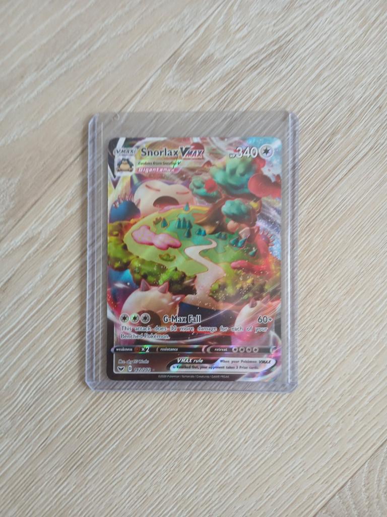 Snorlax V-MAX 142/202, Ophalen of Verzenden