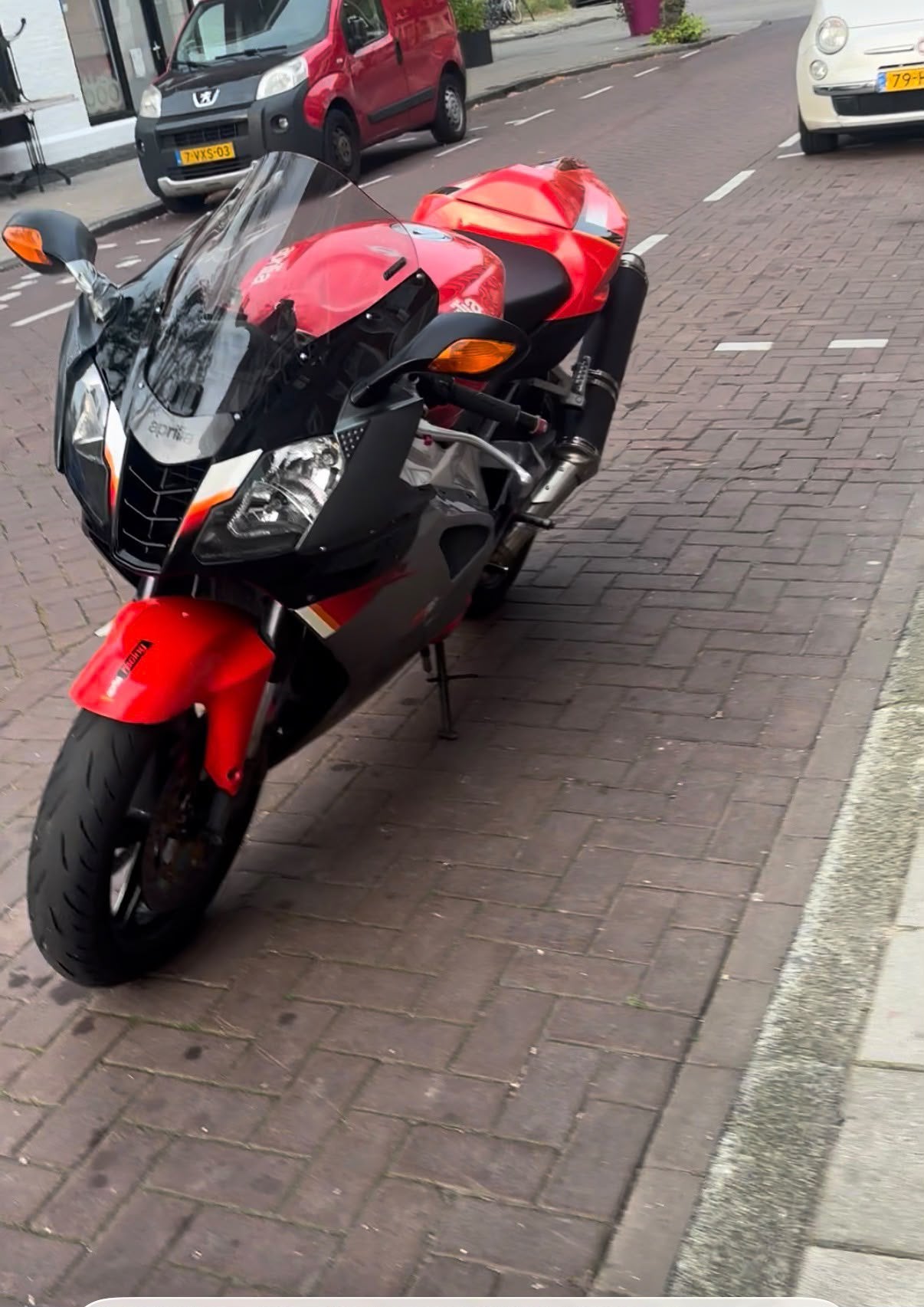 Aprilia RR RSV 1000 R, Motoren, Ophalen