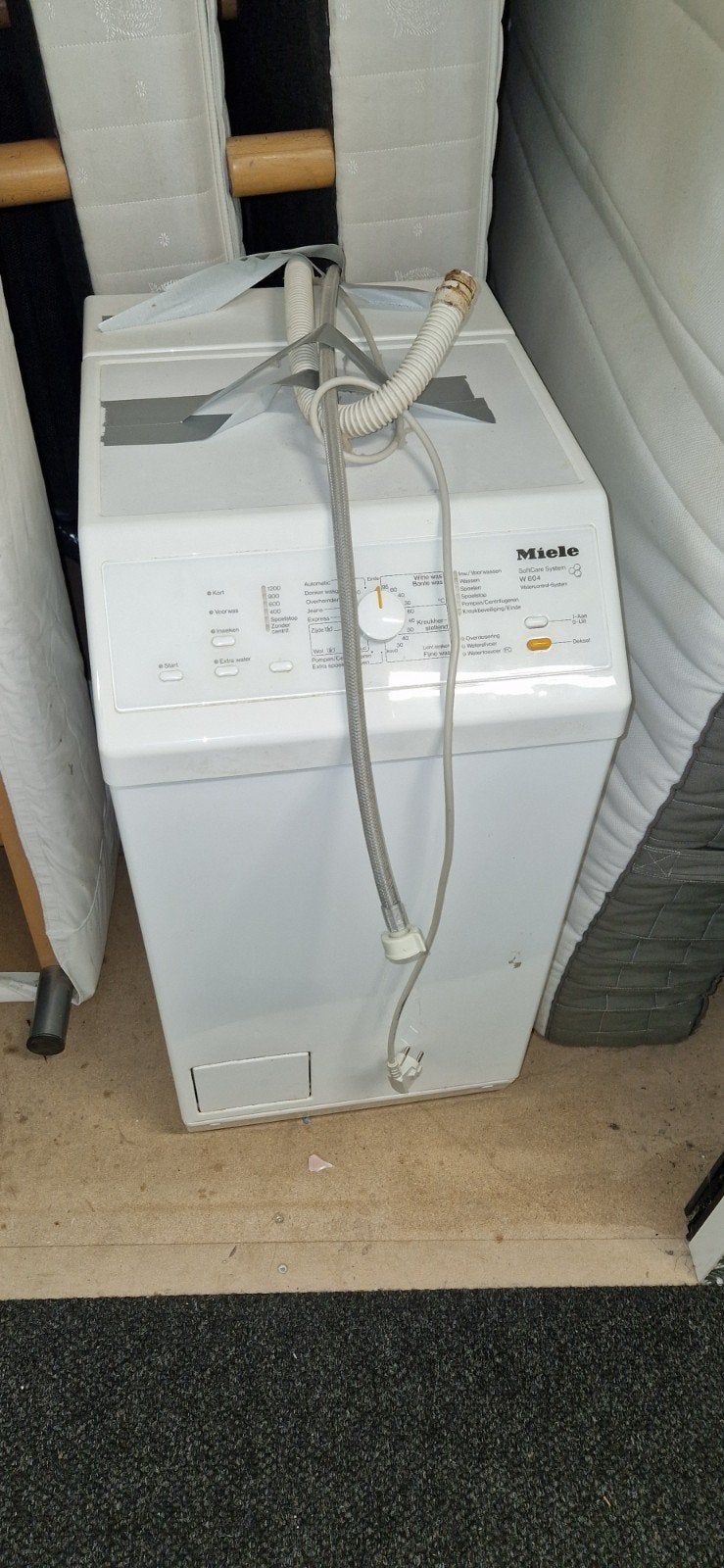 Miele Bovenlader Wasmachine - 1200 toeren - Werkend, Ophalen, 1200 tot 1600 toeren, Gebruikt, 4 tot 6 kg
