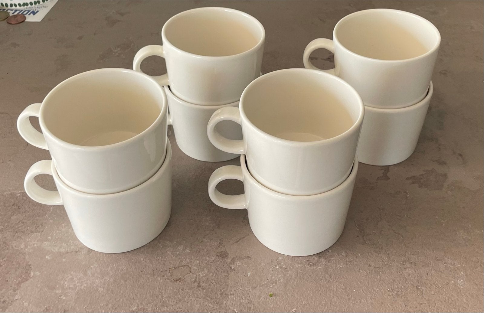 Iittala Teema servies - 8 puntgave koffiekopjes, Overige merken, Keramiek, Ophalen of Verzenden, Zo goed als nieuw