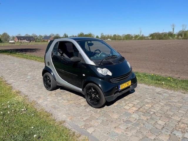 Smart Fortwo 0.6 40KW AUT 2002 Grijs, Automaat, 54 pk, Zwart, Bedrijf