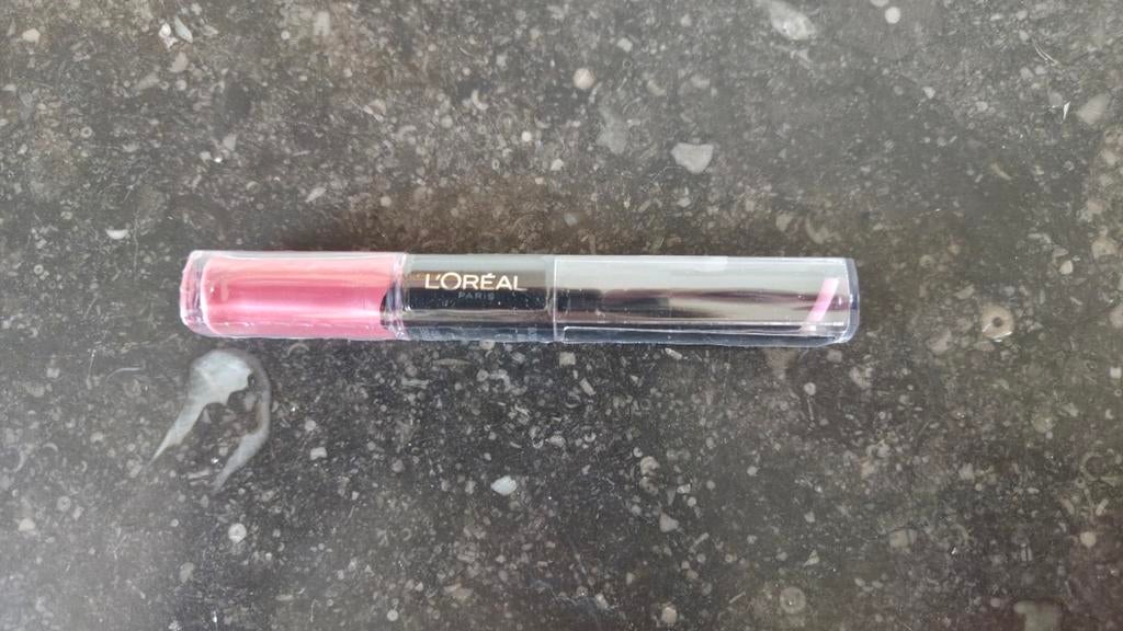 L'Oréal Infaillible 24HR Lipstick - 213 Toujours Teaberry, Lippen, Nieuw, Ophalen of Verzenden, Make-up