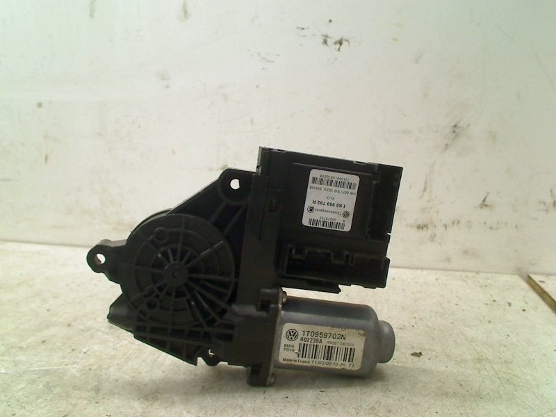 Motor Raammechaniek Rechts Voor Touran (1T1/T2) 2009, Auto-onderdelen, Gebruikt, Volkswagen, Volkswagen AG, Kundenbetreuung@volkswagen.de