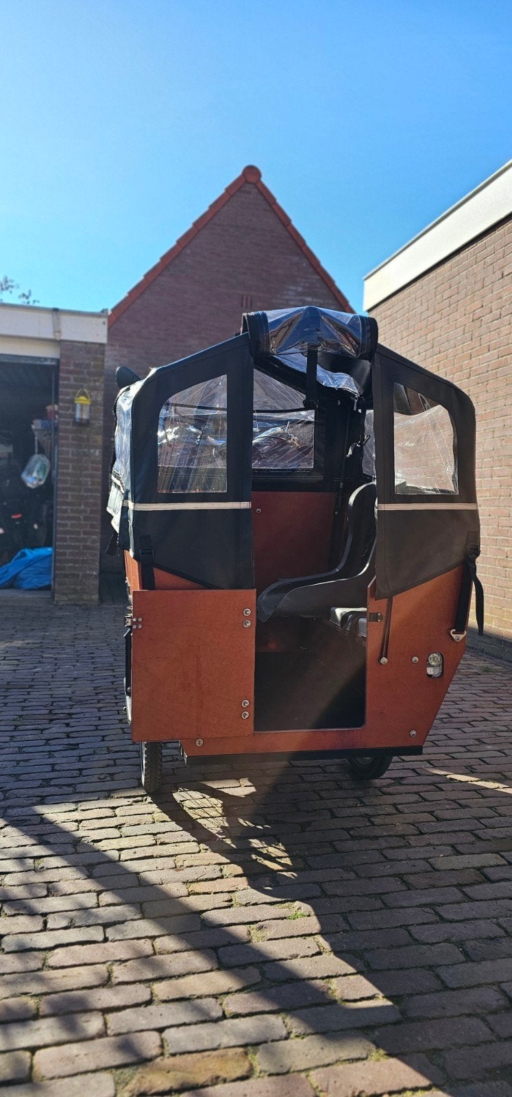 Babboe Max-E Bakfiets met 3 accu's, 4 kinderen of meer, Huif, Zo goed als nieuw, Schijfrem