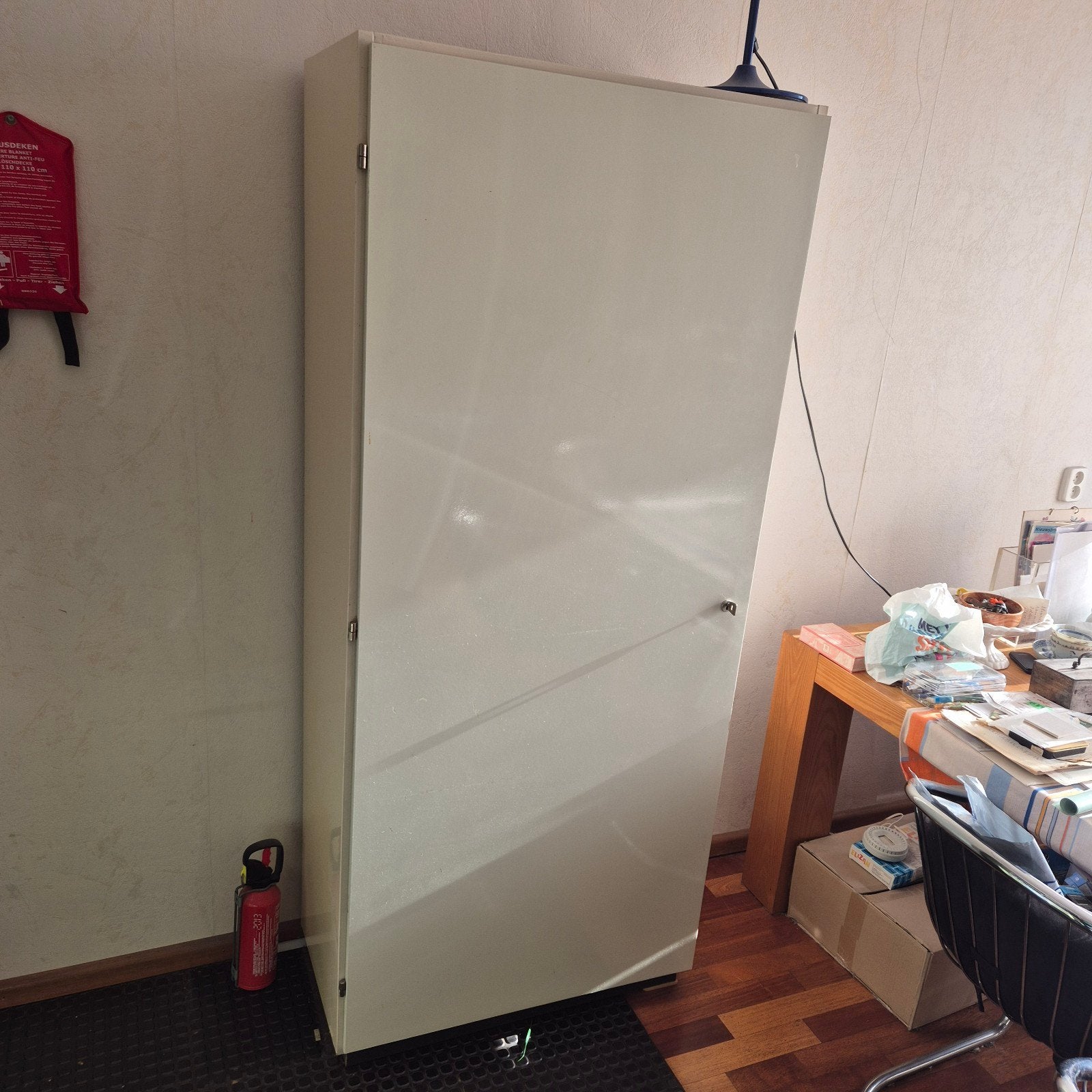 Stevige kast met planken (b80xd40xh185), Ophalen, Gebruikt