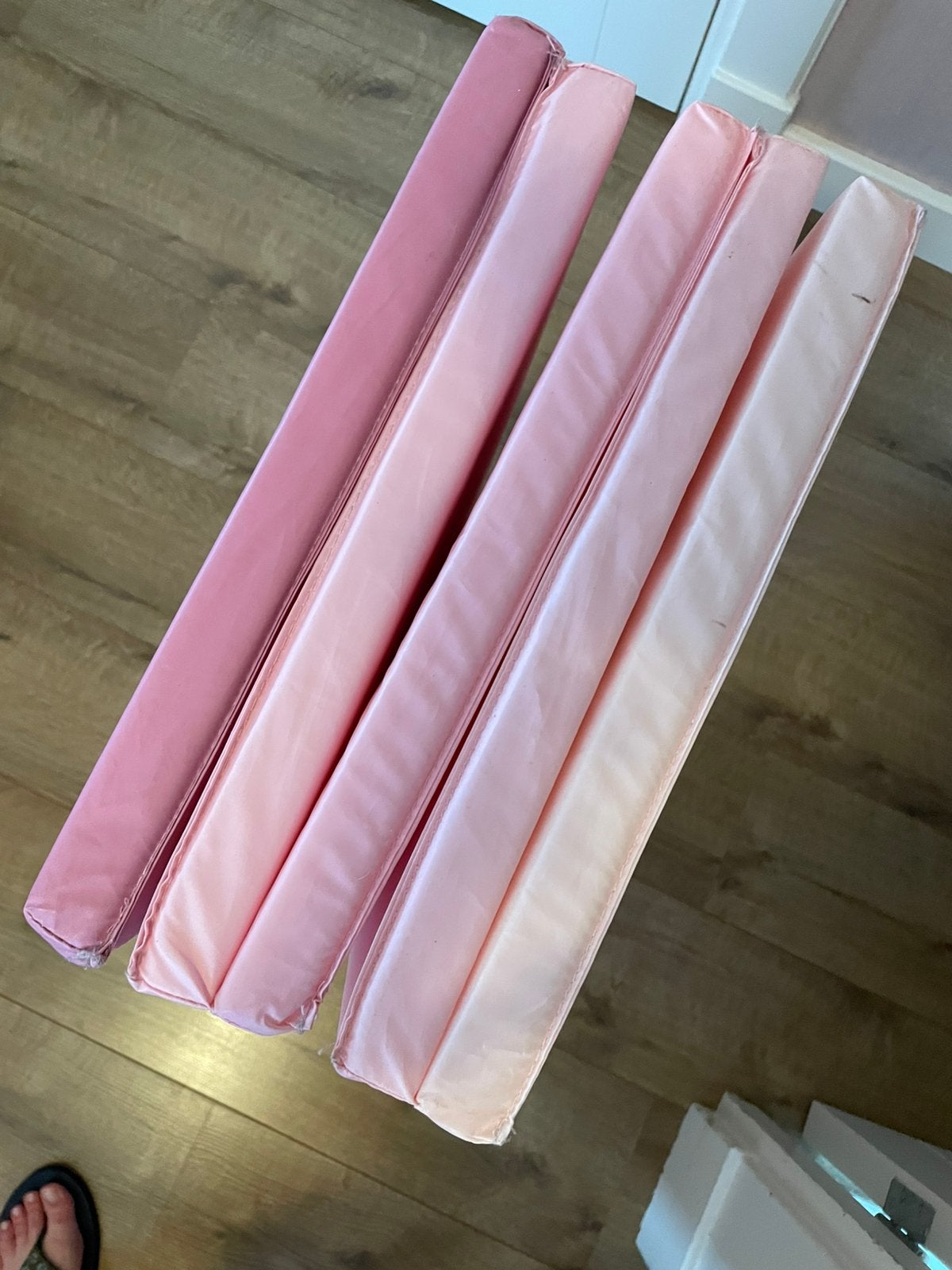 Roze (speel)matras, zachte ondergrond, gebruikt, maar goed., Kinderen en Baby's, Ophalen, Gebruikt, Kleed of Kussen