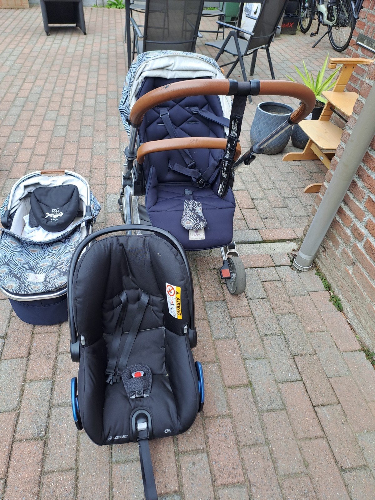 Combiwagen met autostoeltje en reiswieg - Gebruikt, Ophalen of Verzenden, Gebruikt, Overige merken, Met autostoeltje