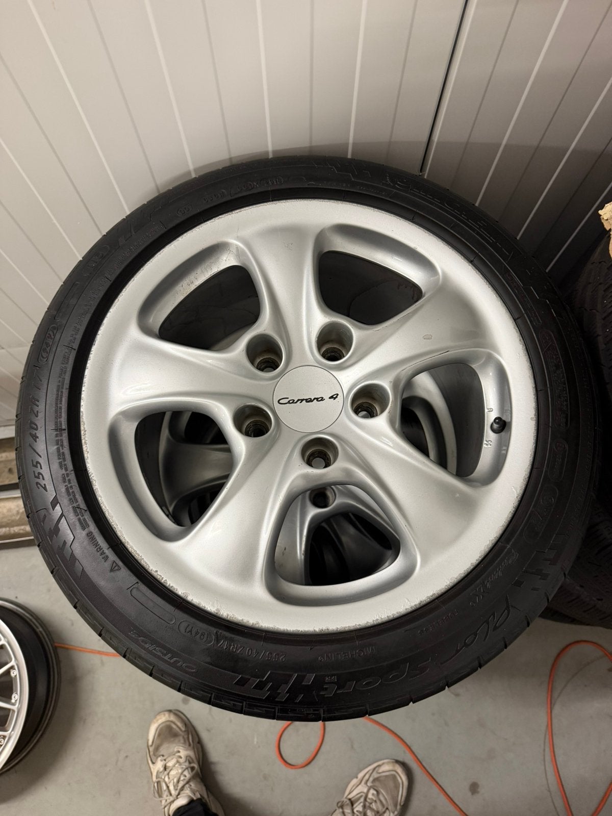 Porsche 996 Carrera 4, 17" origineel / Michelin zomerbanden, Auto-onderdelen, Banden en Velgen, Ophalen, Gebruikt, 255 mm, Banden en Velgen