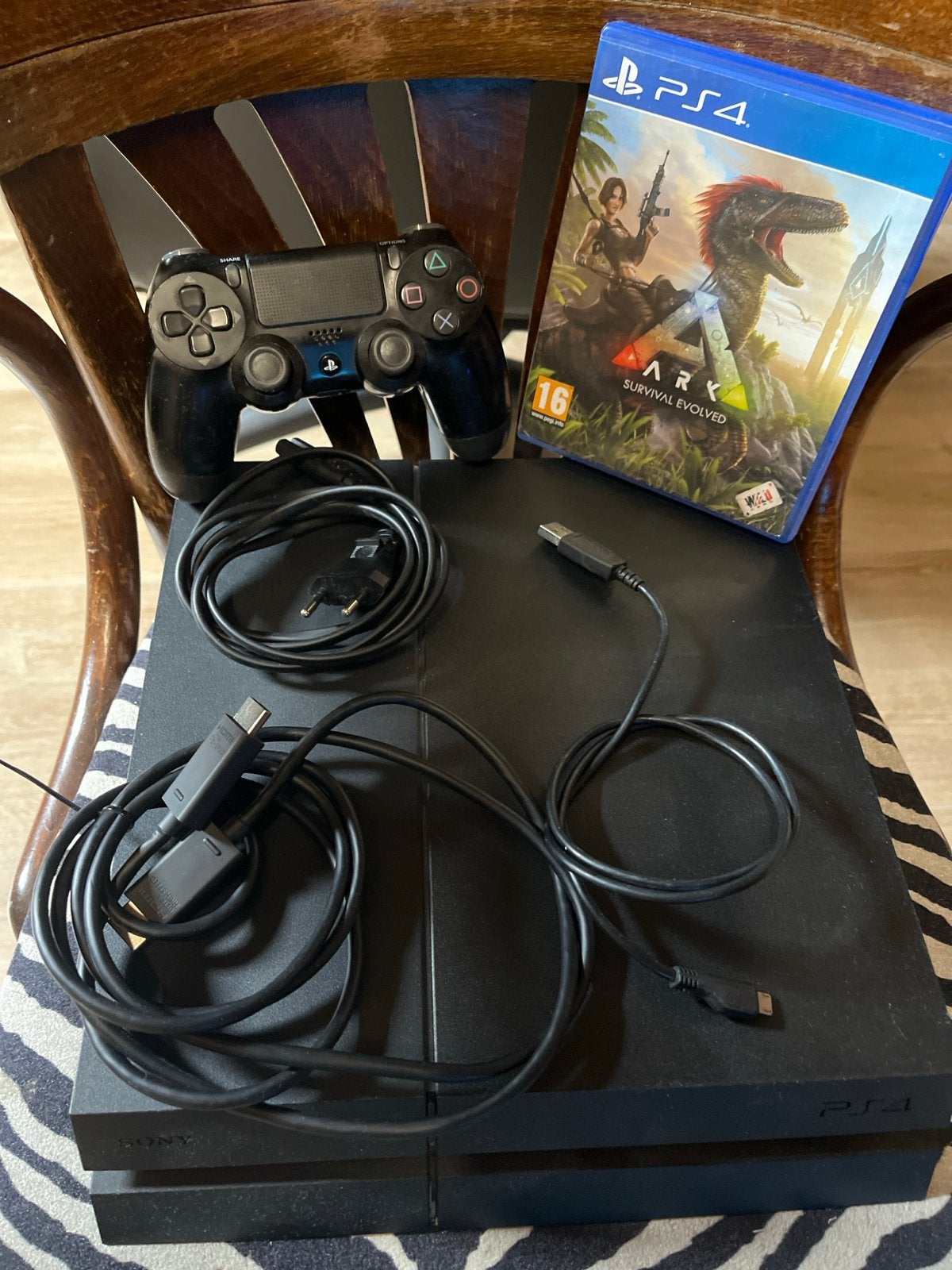 PlayStation 4 Original 500GB met controller en game, Ophalen of Verzenden, Met 1 controller, Original, 500 GB