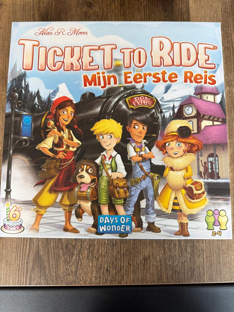 Ticket to Ride: Mijn Eerste Reis - Familiespel, Drie of vier spelers, Ophalen of Verzenden, Zo goed als nieuw