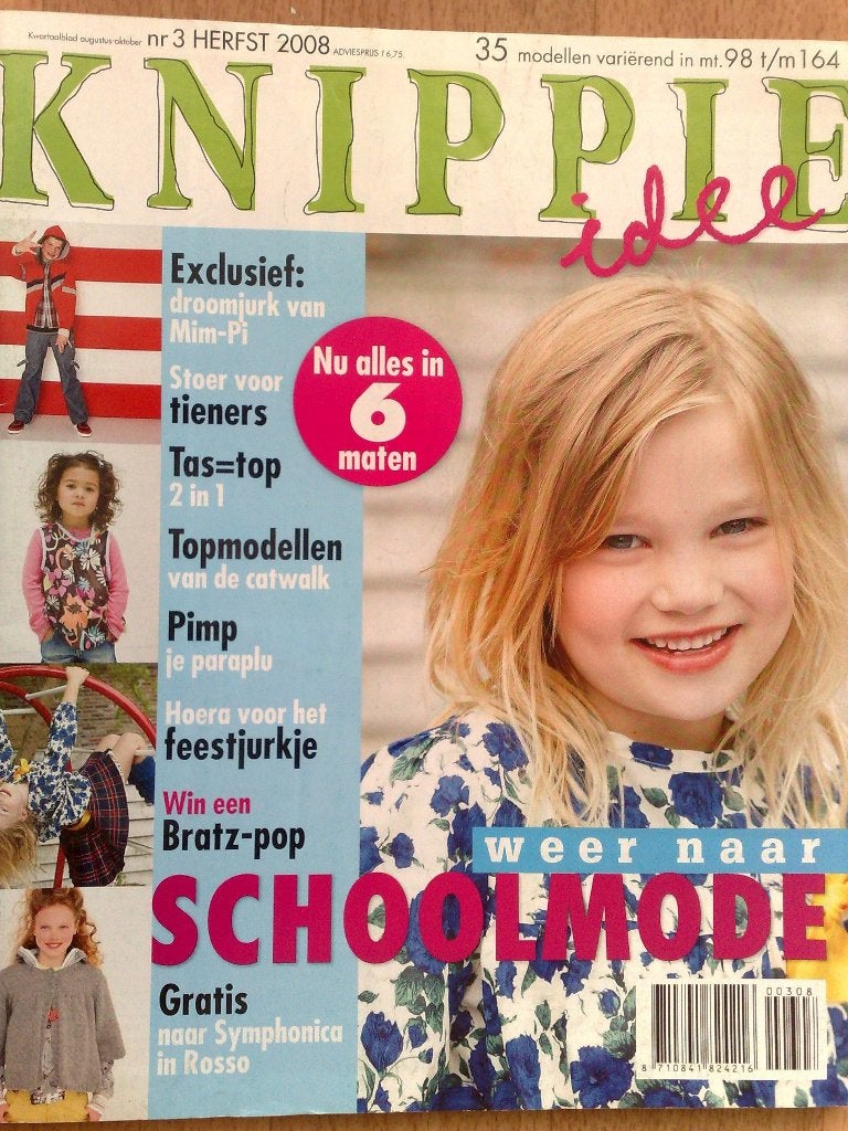 Knippie herfst 2008 ,o.a. kabouterkleren , maten: 98 t/m 164, Hobby en Vrije tijd, Verzenden, Kind, Knippie