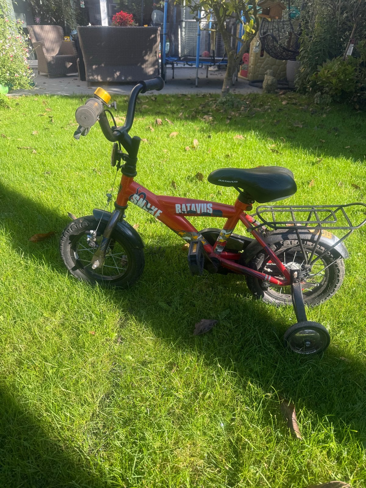 Batavus kinderfiets rood met zijwieltjes, Ophalen, Terugtraprem, Zijwieltjes, Gebruikt