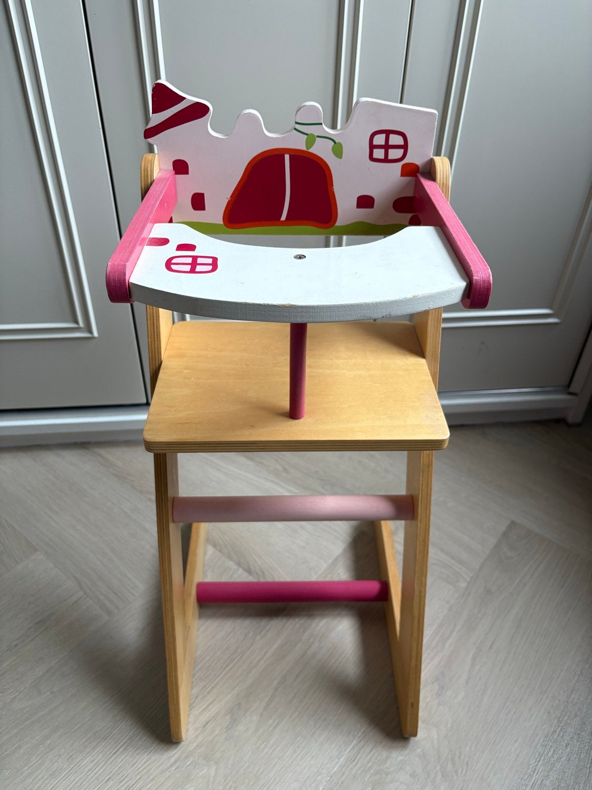 Houten poppenstoel met speels kasteelontwerp, Ophalen, Gebruikt, Overige typen