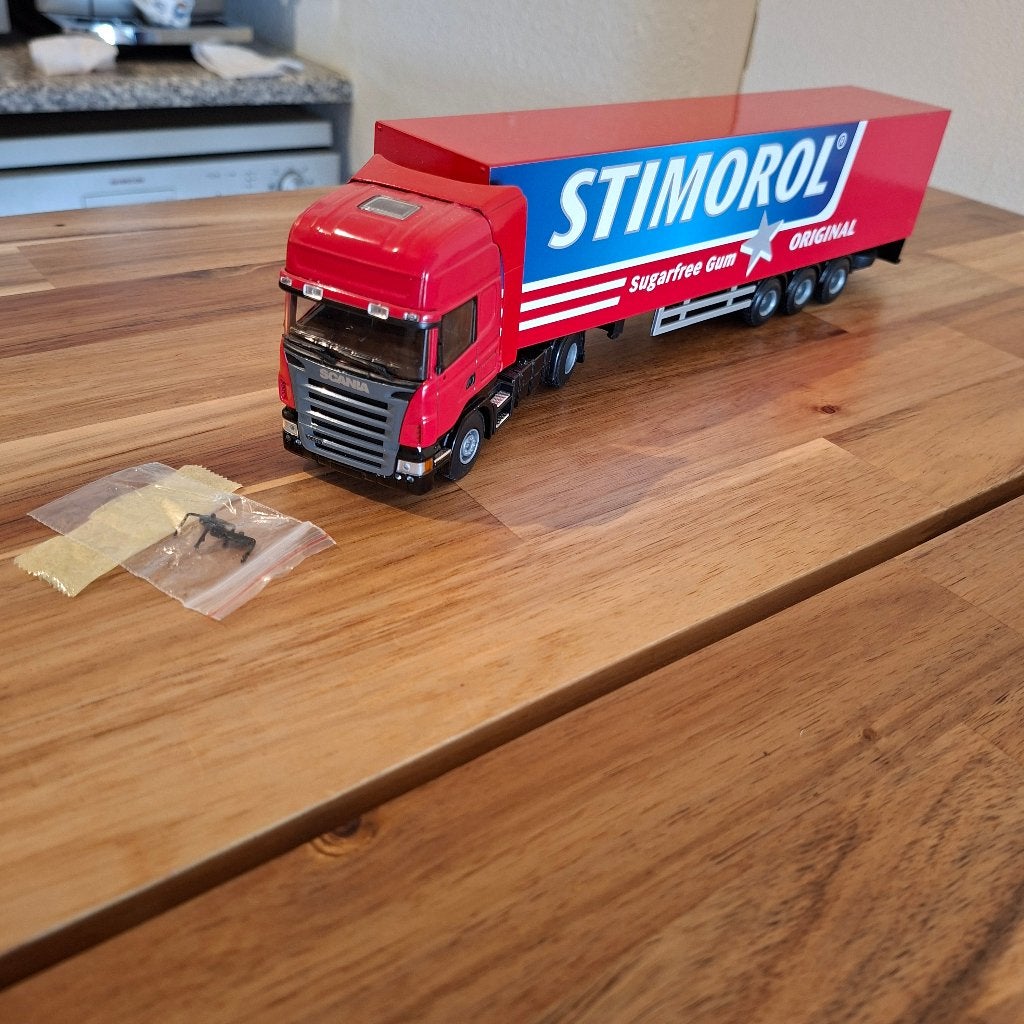 Scania R 470 T.LINE .  Stimorol CBN gesloten trailer Model -, Verzenden, Zo goed als nieuw, Bus of Vrachtwagen, Lion Toys