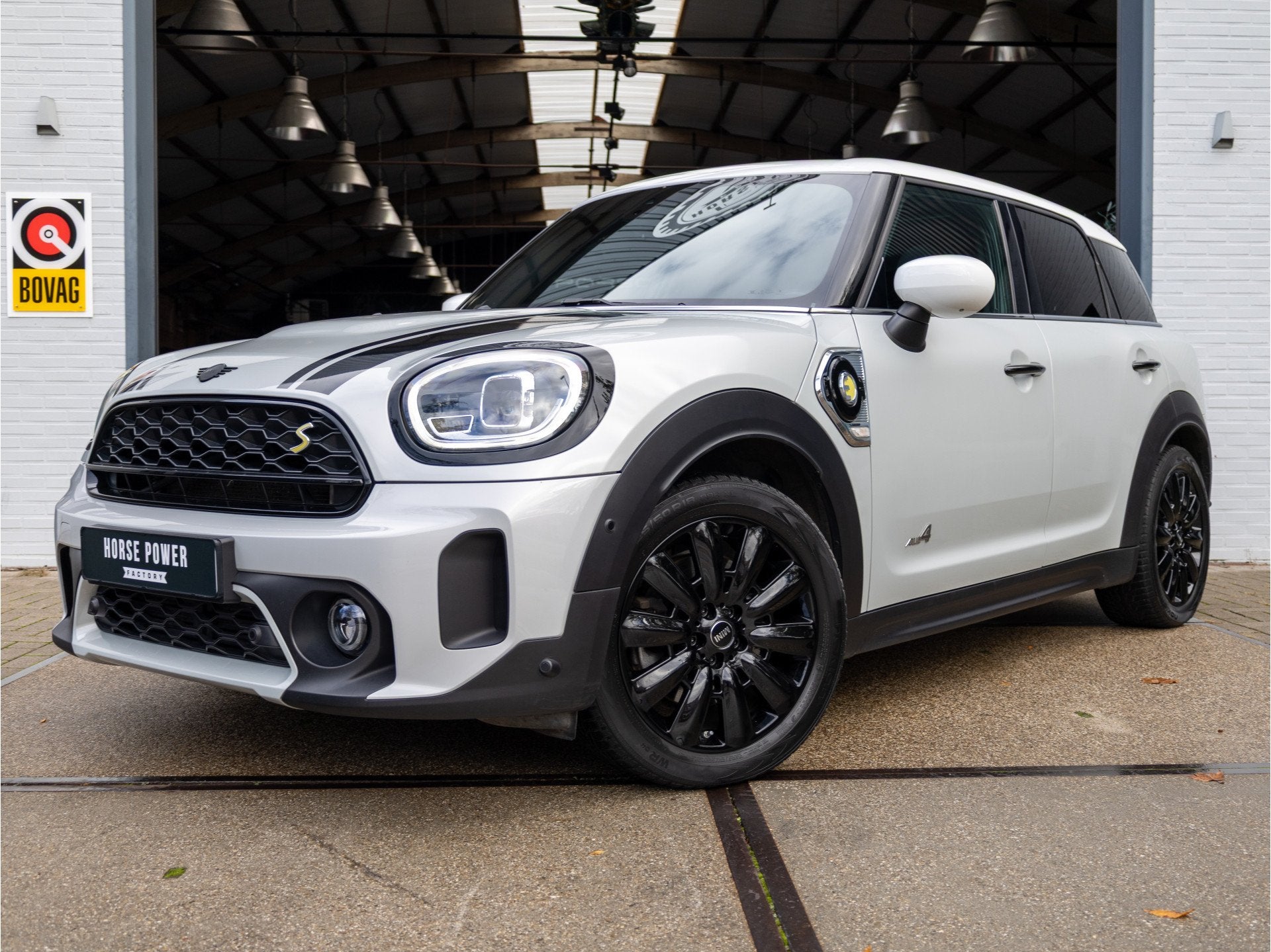 MINI Countryman 1.5 Cooper S E ALL4 *Pano | Leder | Stuur- &, Auto's, Automaat, Dealer onderhouden, Gebruikt, Countryman