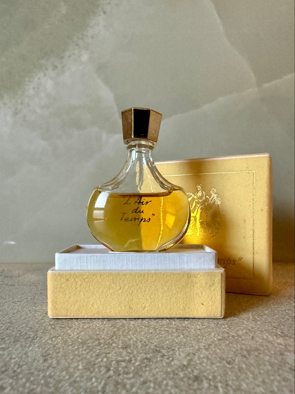 Miniatuur parfum Nina Ricci L'Air du Temps 5 cc, Ophalen of Verzenden, Zo goed als nieuw