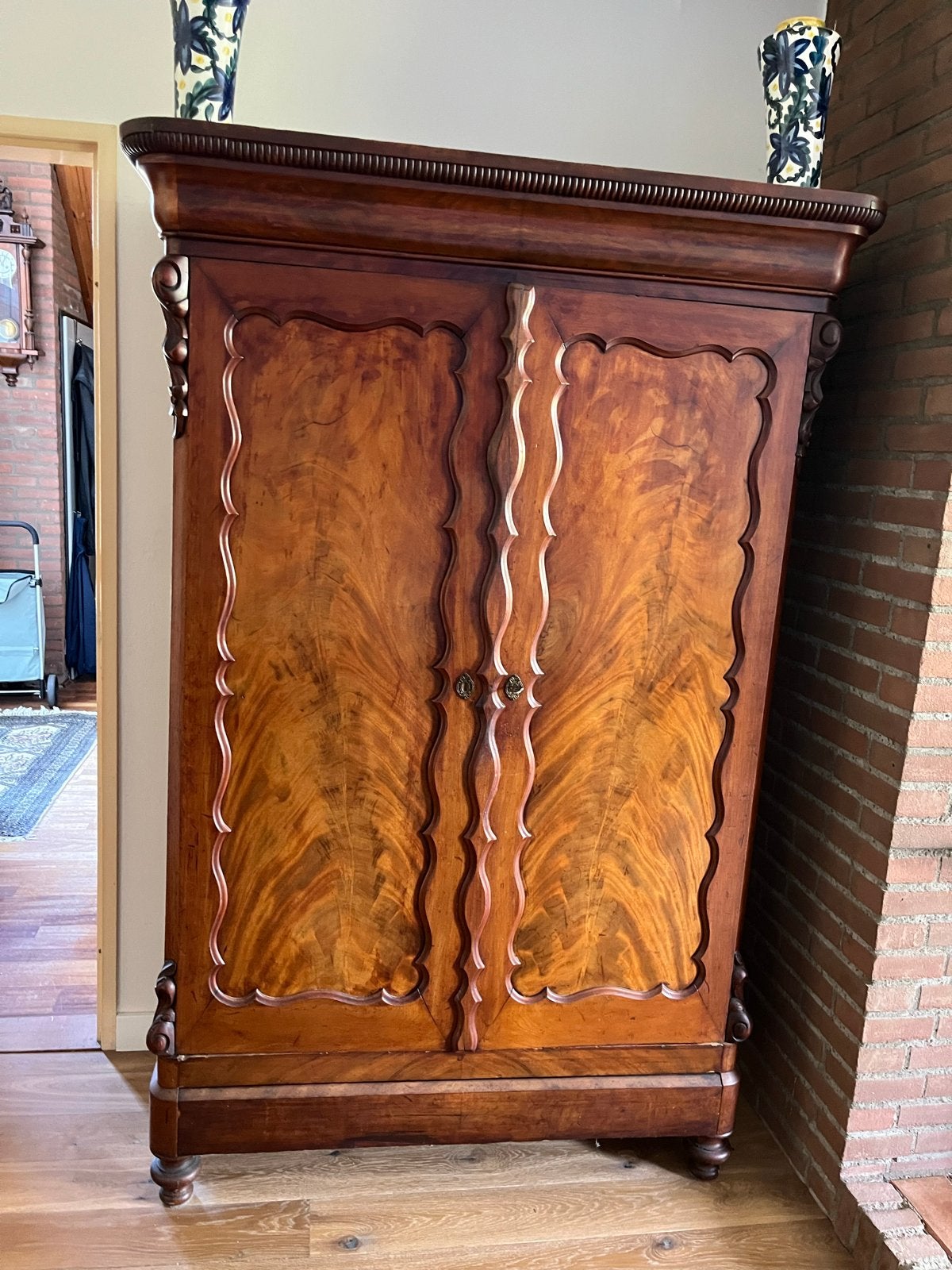 Antieke mahoniehouten kast - Opknapper, Antiek en Kunst, Antiek | Meubels | Kasten, Ophalen of Verzenden