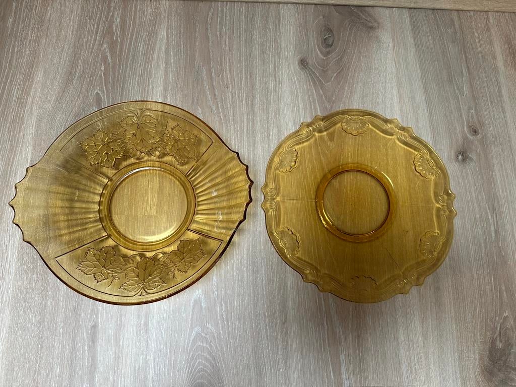 Vintage 60’s 70’s fruitschaal met druifmotief bord okergeel, Ophalen of Verzenden, Zo goed als nieuw, Rond