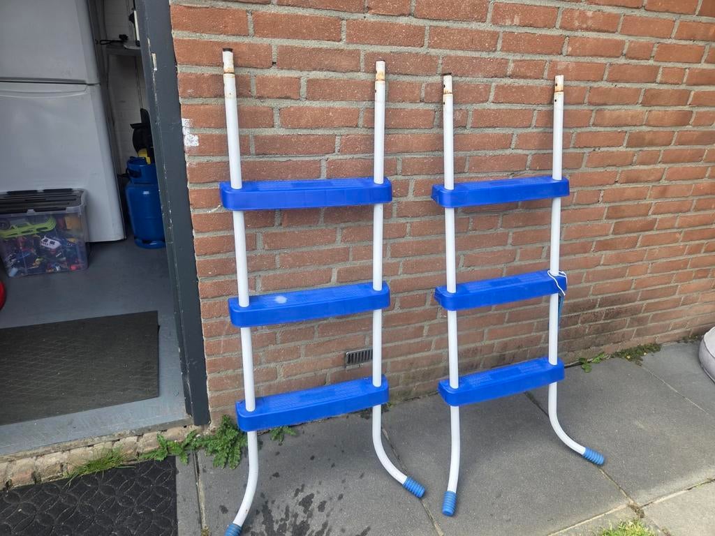 Zwembadladder, Tuin en Terras, Ophalen, Gebruikt