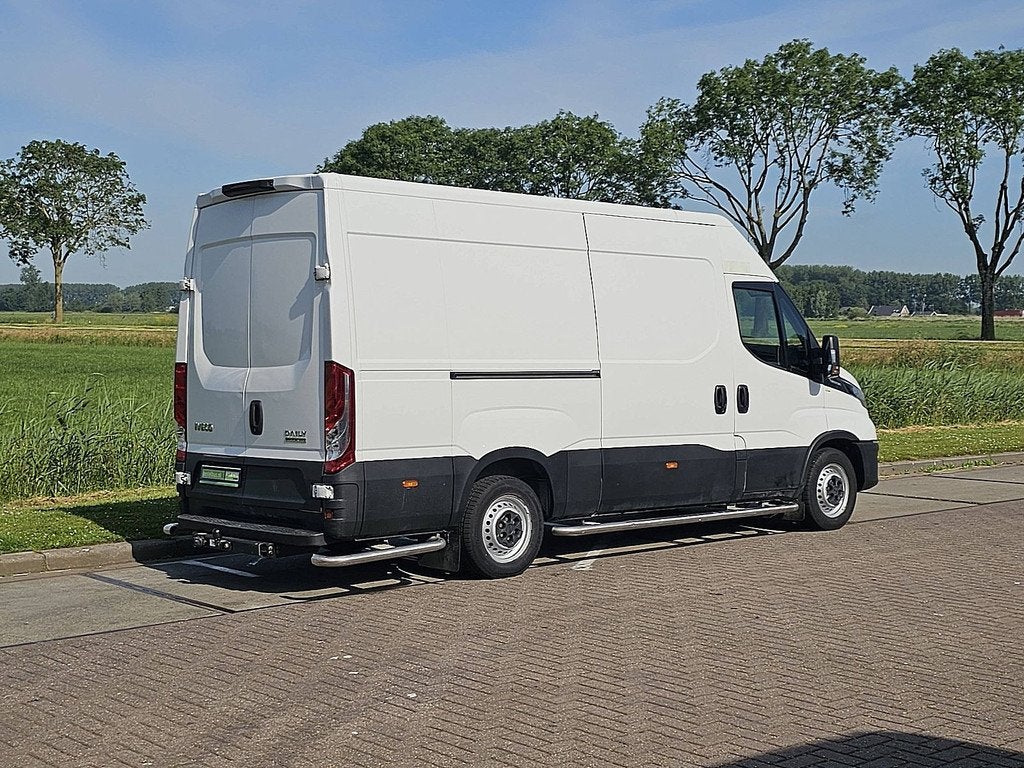 IVECO DAILY 35S14       l2h2 automaat euro6!, Automaat, 136 pk, Gebruikt, Euro 6