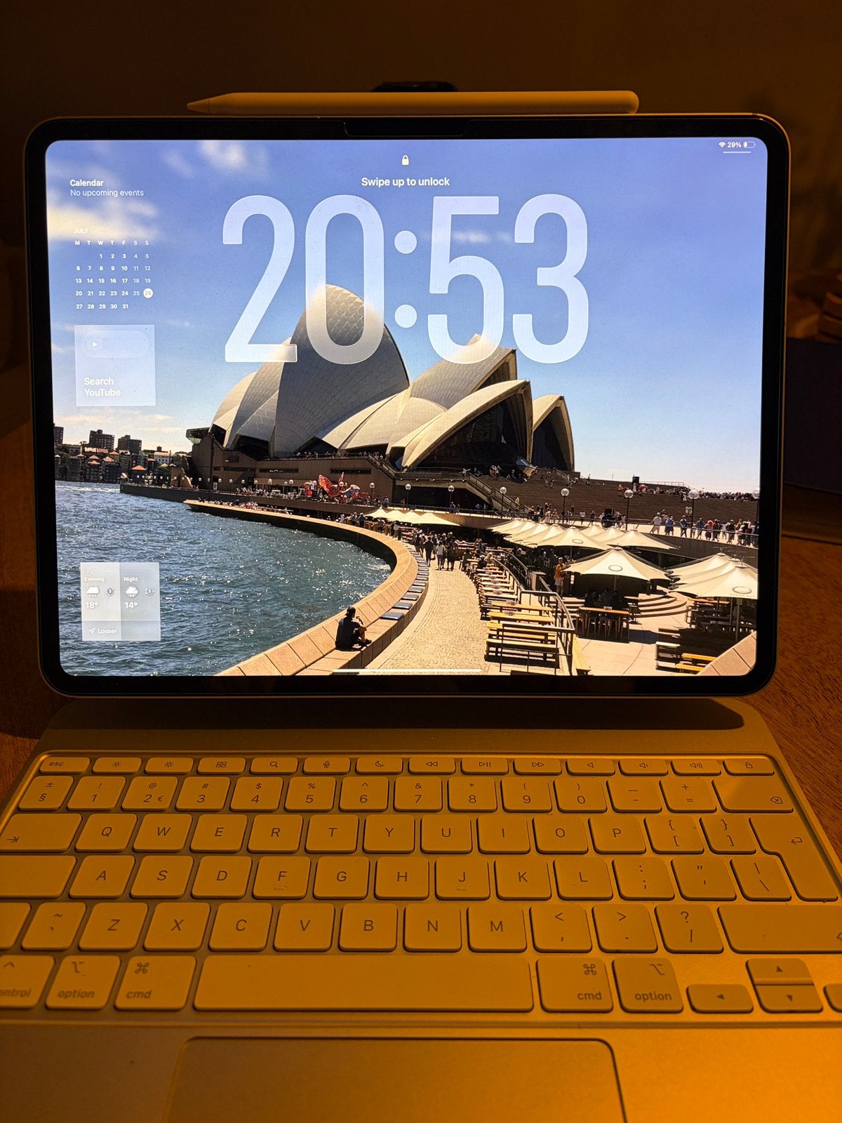 Apple iPad Pro m5 13 inch + Magic Keyboard + Pencil pro, Computers en Software, Ophalen, 13 inch of meer, Zo goed als nieuw, Apple iPad Pro