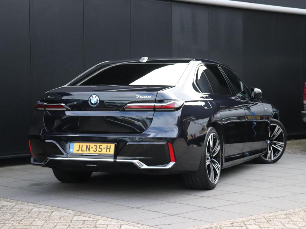 BMW 7-serie 750e xDrive | M SPORT | B&W | MEMORY | PANO | FO, Automaat, Stof, Gebruikt, 2000 kg