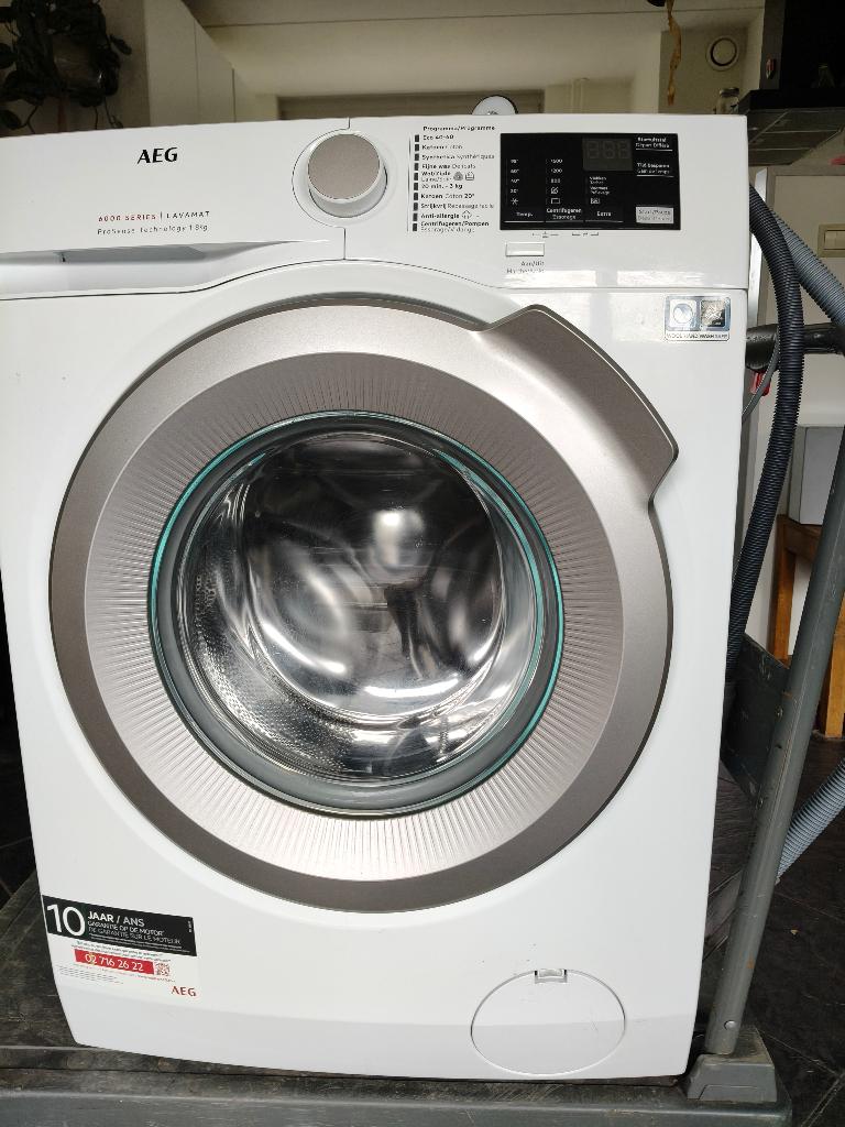AEG wasmachine Lavamat 6000 series prosense, Witgoed en Apparatuur, Wasmachines, Ophalen, Handwasprogramma, Zo goed als nieuw