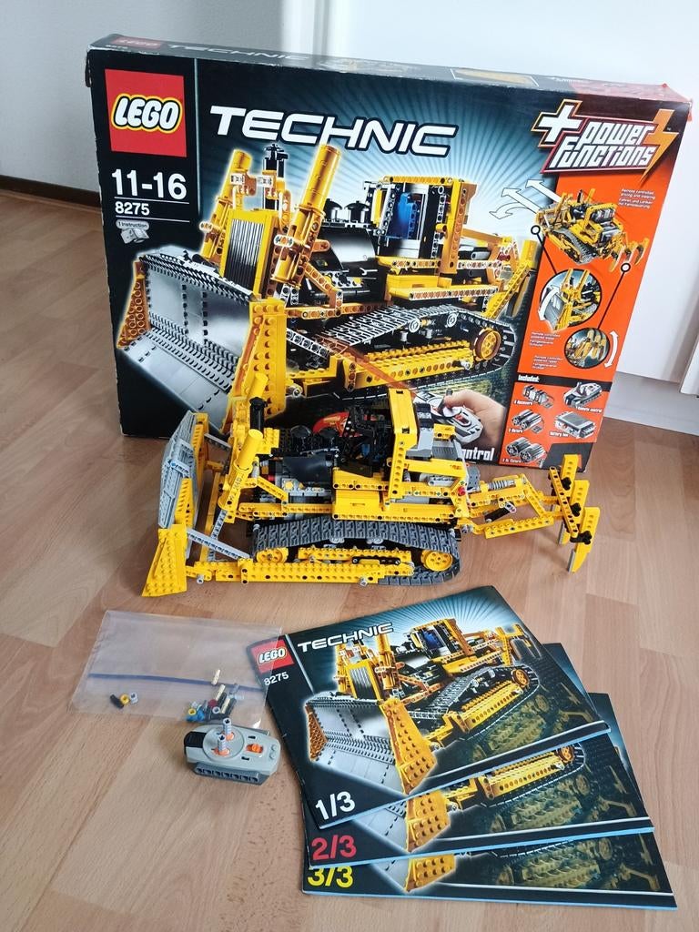 Lego Technic Bulldozer 8275 met Power Functions, Kinderen en Baby's, Speelgoed | Duplo en Lego, Ophalen of Verzenden, Zo goed als nieuw