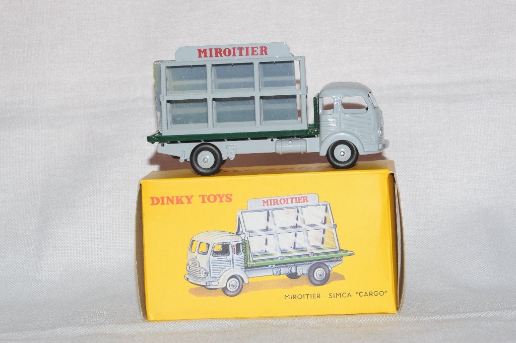 Dinky Toy Simca Miroitier Cargo no 33c, Ophalen of Verzenden, Gebruikt, Auto, Dinky Toys