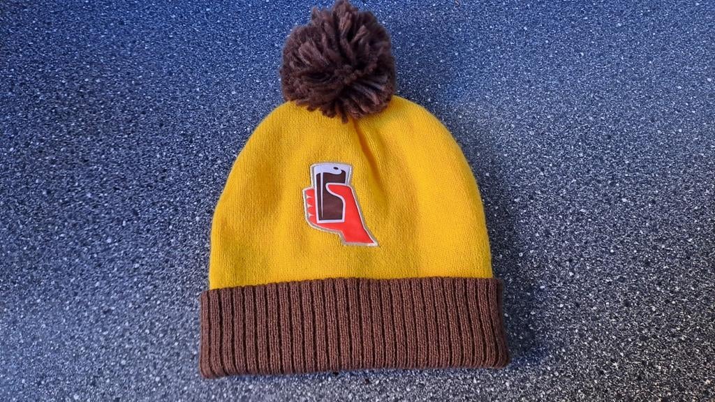 Gele Chocomel muts, Overige typen, Ophalen of Verzenden, Zo goed als nieuw, Info@onbekend.com