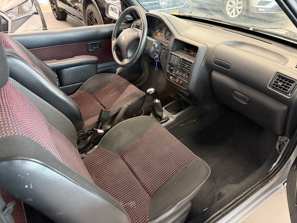 Peugeot 106 1.1 Accent (bj 2000), foto 3
