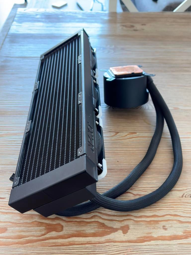 nzxt kraken elite 2024 360mm AIO cpu koeler, Computers en Software, Computerkoelers, Ophalen, Zo goed als nieuw, Waterkoeling