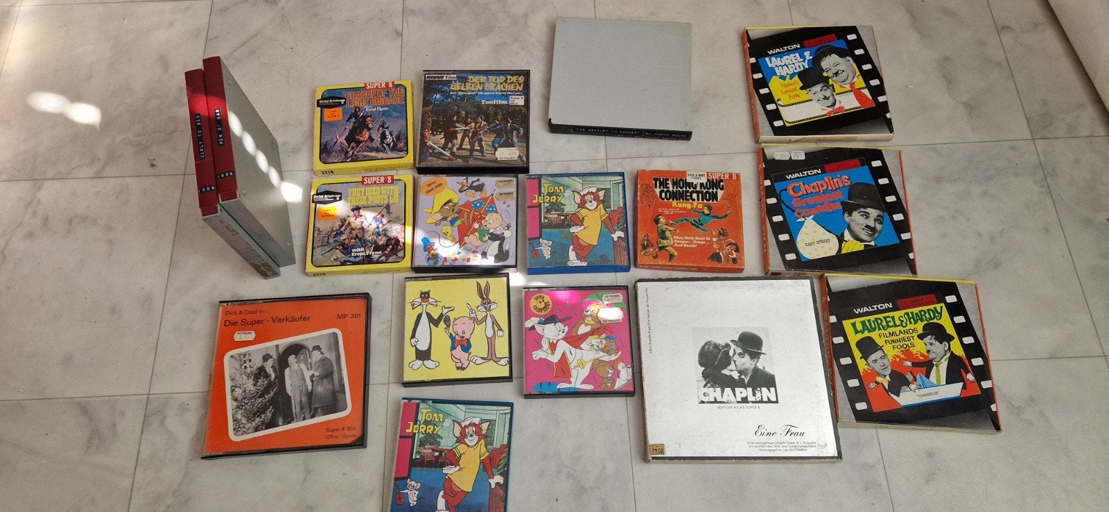 Super 8 films: Chaplin, Laurel & Hardy, Tom & Jerry, Beatles, Ophalen of Verzenden, 8mm film