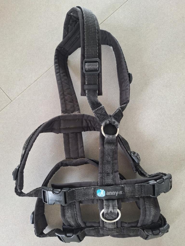 Te koop zwart Anny X anti ontsnappingstuig,  maat X, Ophalen of Verzenden, Zo goed als nieuw