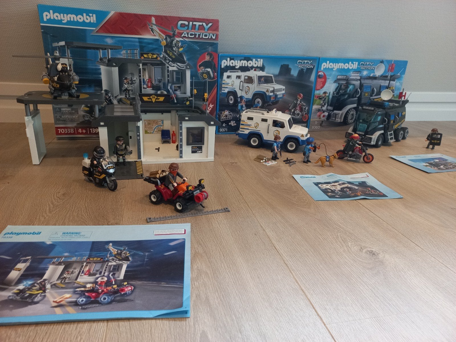playmobil sets 70338 9371 9360, Ophalen of Verzenden, Zo goed als nieuw, City life, Complete set