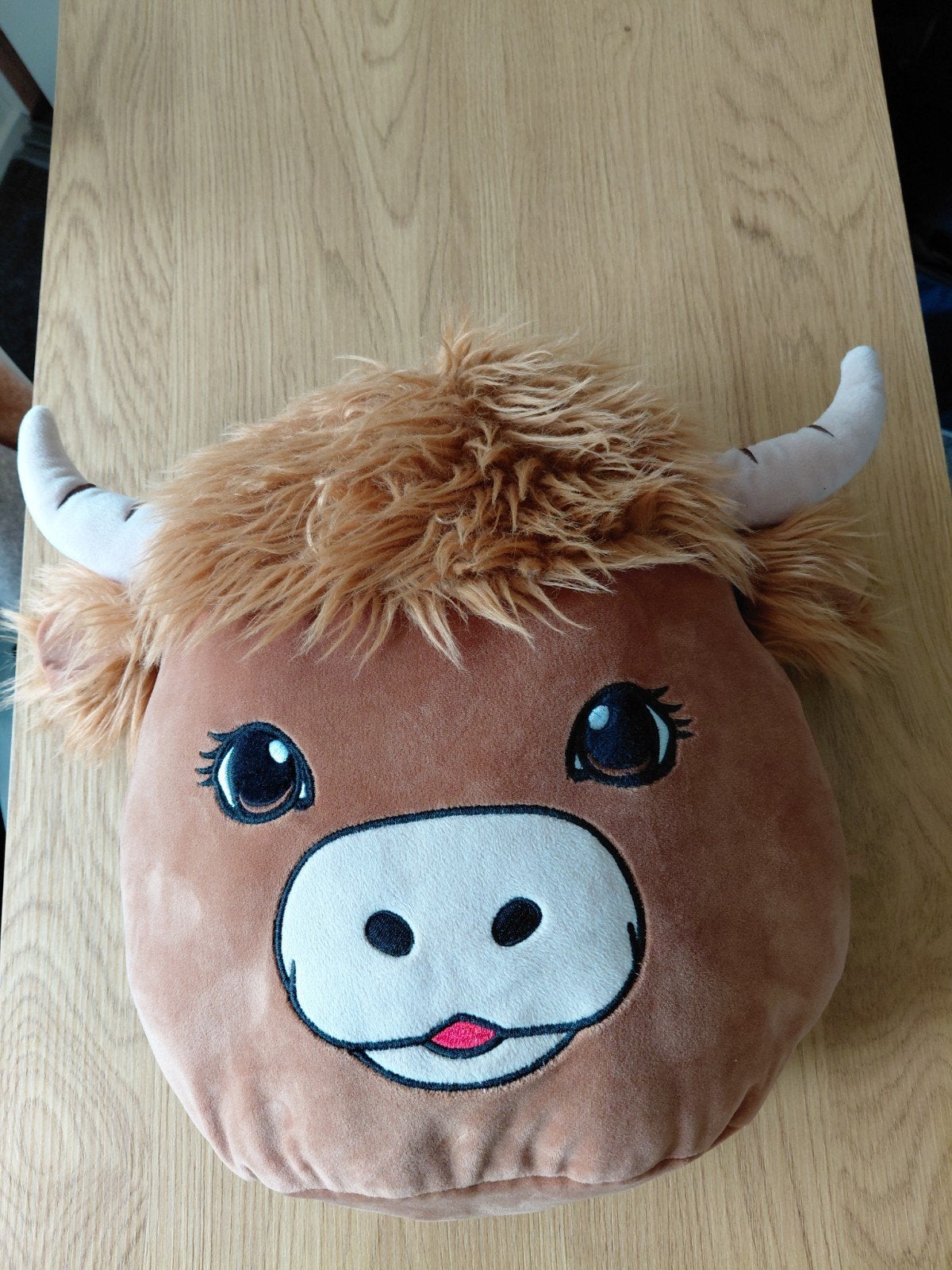 grote knuffel koe stier kussen 40 cm ophalen voor 1 euro, Kinderen en Baby's, Speelgoed | Knuffels en Pluche, Ophalen, Zo goed als nieuw