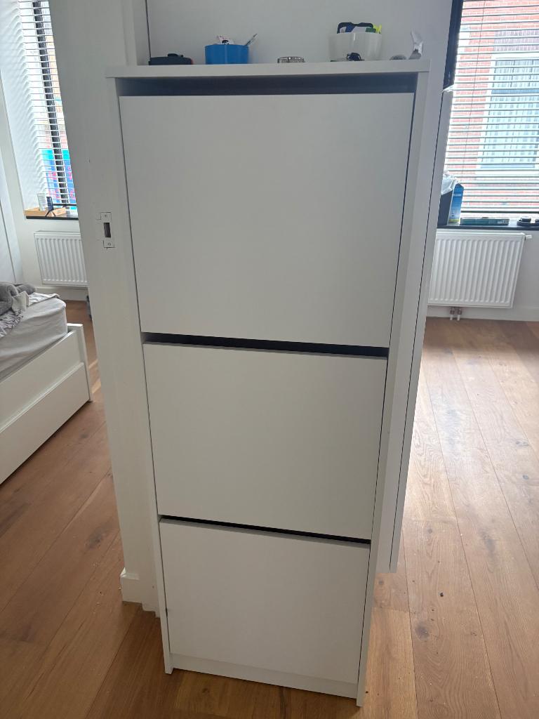 Kast, Ophalen