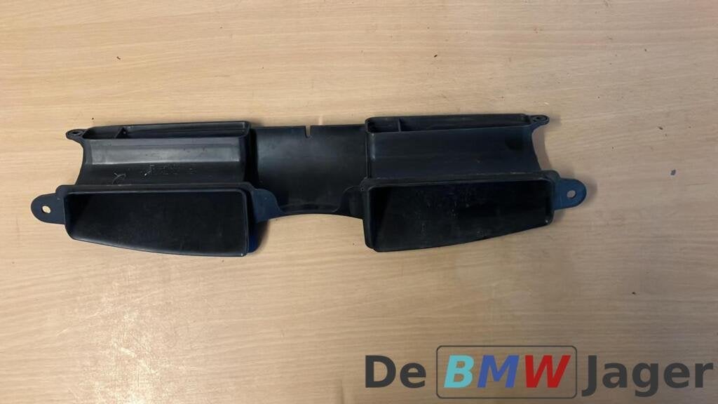 Luchtaanzuigkap BMW E90 E91 E92 E93  E84 13717541738, Gebruikt, Ophalen of Verzenden, BMW, BMW