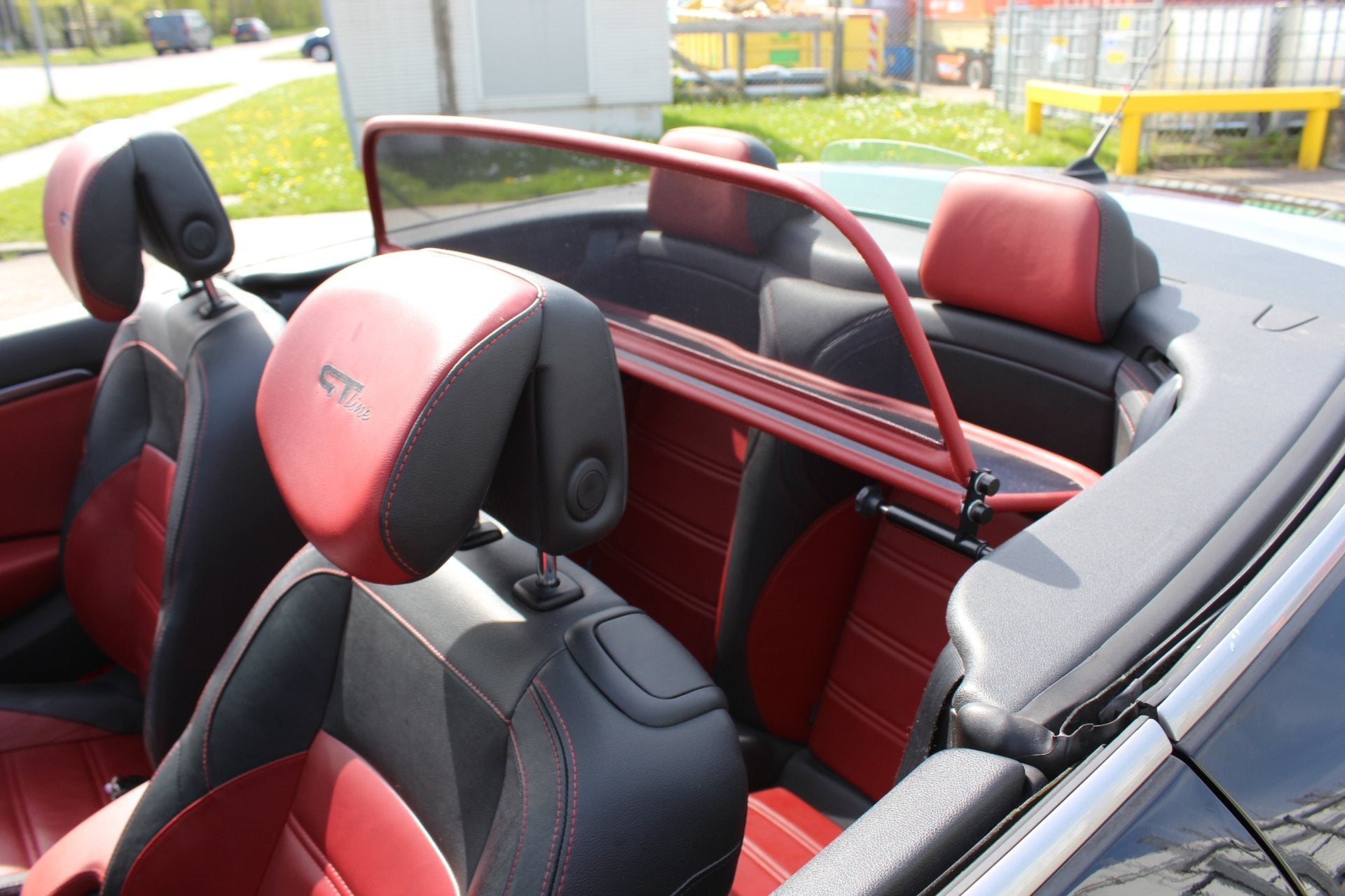 Foto 23 van Renault Mégane Coupé-Cabriolet 1.2 TCe Privilège GT line