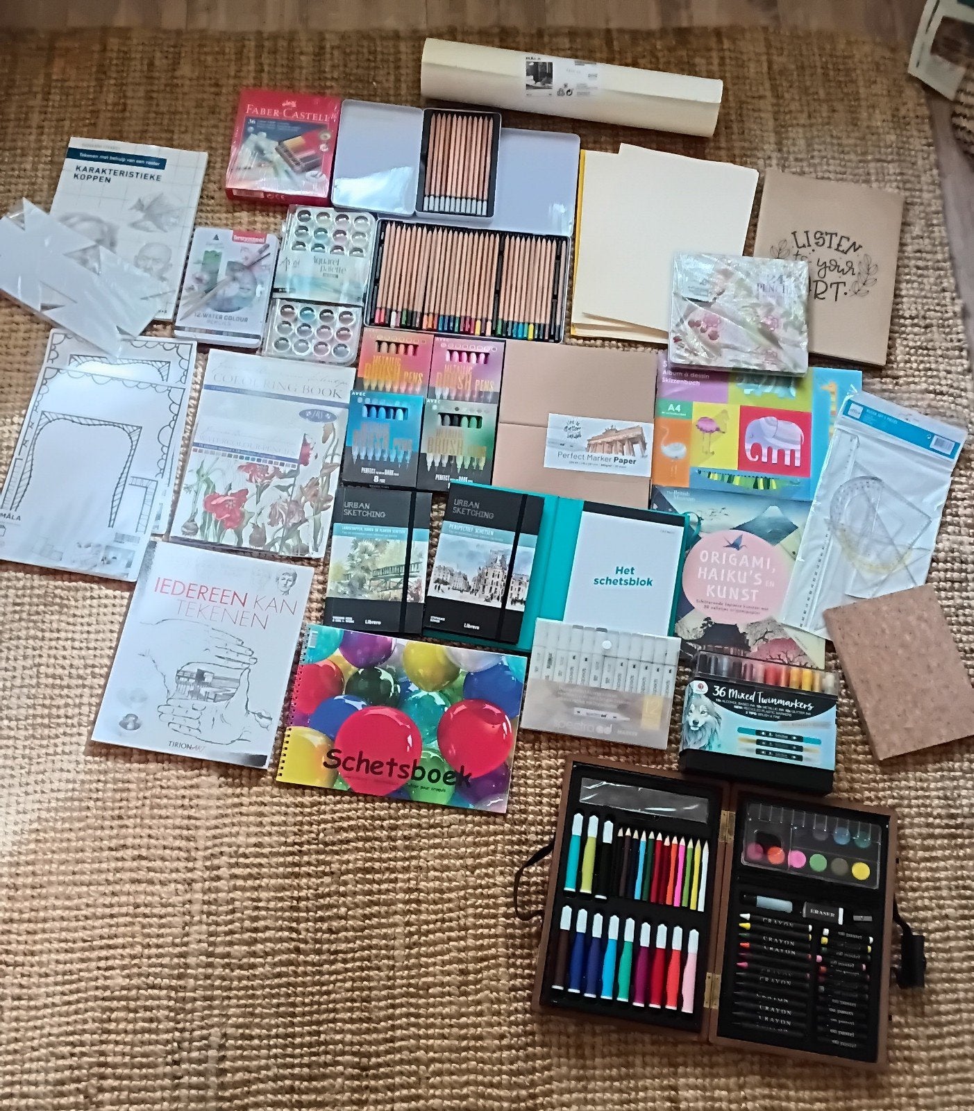 Grote set teken- en schildermaterialen, Hobby en Vrije tijd, Ophalen, Nieuw, Overige typen