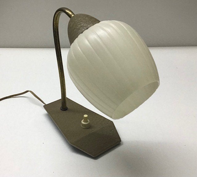 Mooi vintage wandlampje uit de jaren 50, Kunststof, Bruin, Ophalen of Verzenden, Zo goed als nieuw
