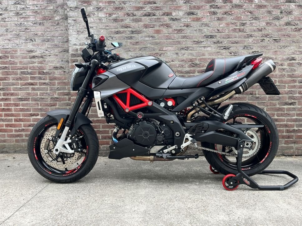 APRILIA SHIVER 900 (bj 2019) + 10350 km weinig km als nieuw, 2 cilinders, Motorrijbewijs A, Bedrijf, Meer dan 35 kW