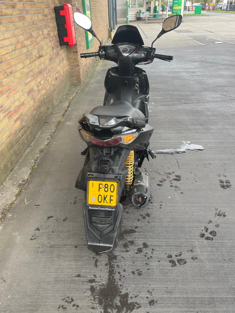 Kymco super 8, Ophalen of Verzenden, Zo goed als nieuw, Benzine, Fly