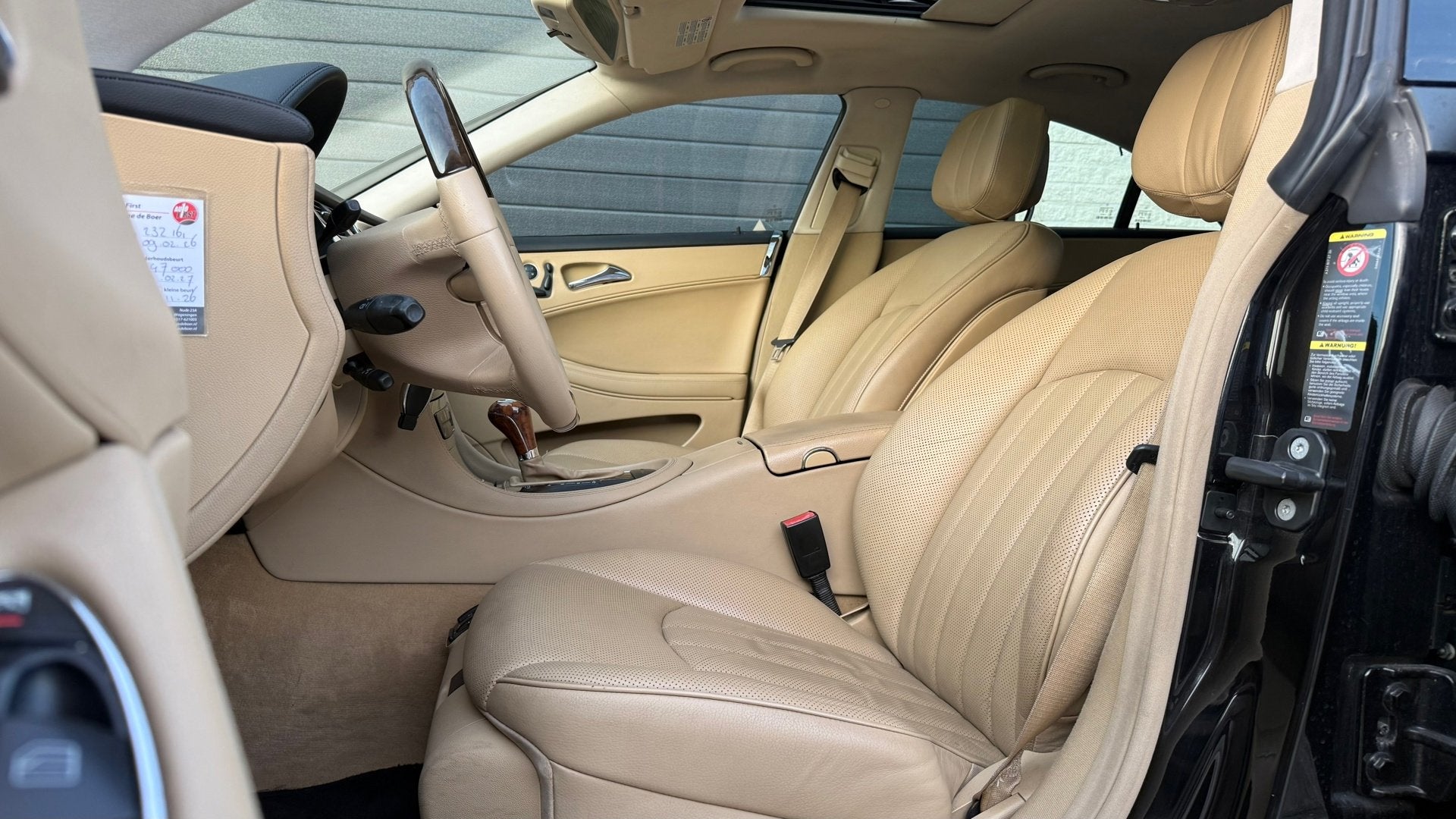 Mercedes-Benz CLS-klasse 350 CGI Prestige | Pano | Memory |, Auto's, Achterwielaandrijving, Gebruikt, Beige, Zwart