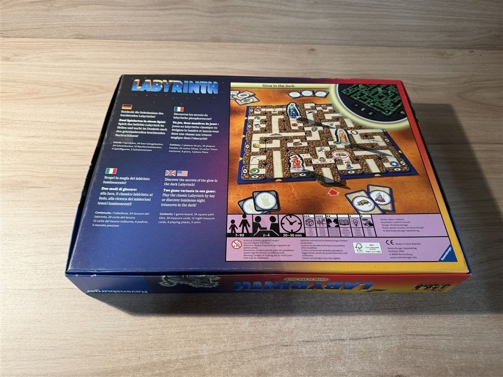 Labyrinth - doolhof met glow in the dark - s6707, Hobby en Vrije tijd, Gezelschapsspellen | Bordspellen, Verzenden, Zo goed als nieuw
