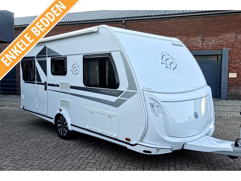 Knaus Sudwind 460 EU Mover Luifel ATC 1500 KG, Bedrijf, Treinzit, Knaus, Tot en met 4