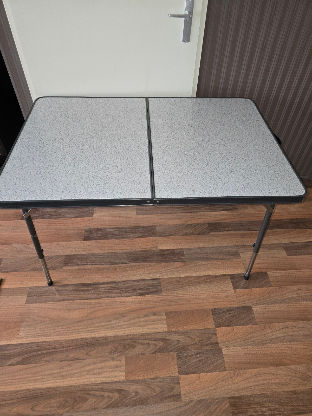 Campingtafel inklapbaar, Caravans en Kamperen, Kampeermeubelen, Ophalen, Campingtafel