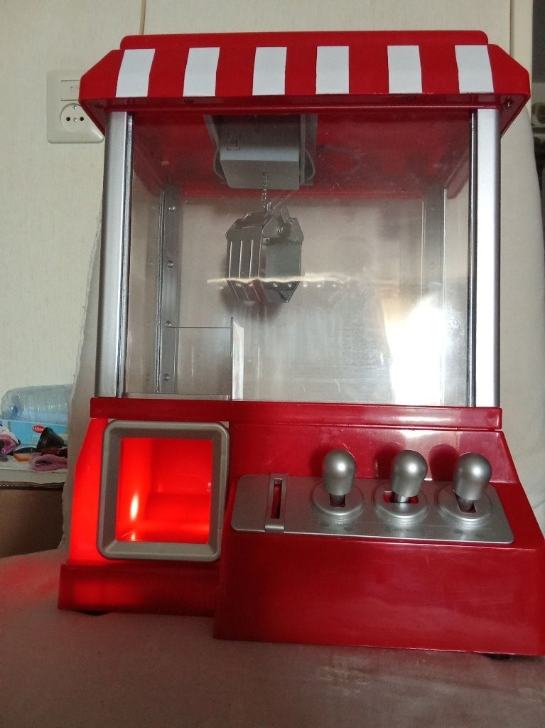 TK Rode mini grijpmachine(KERMISATTRACTIE)transparante kast, Ophalen of Verzenden, Zo goed als nieuw
