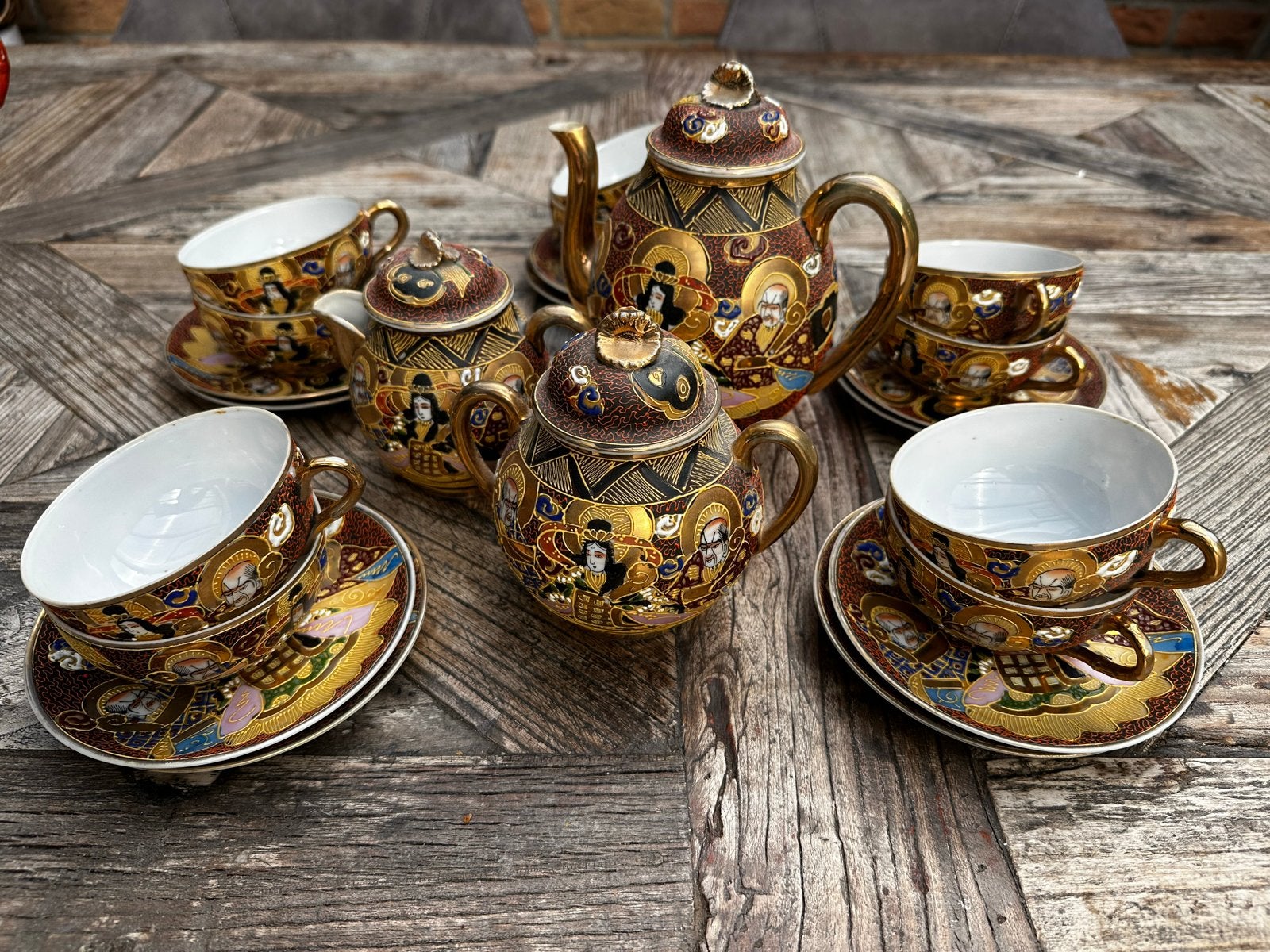 Prachtig Japans Satsuma Servies - 23-delig, Ophalen